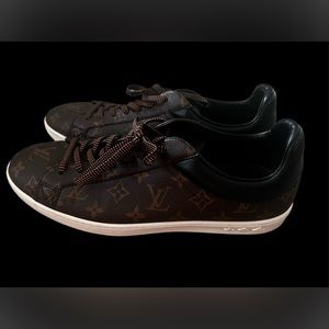 Louis Vuitton Luxembourg sneaker sz 10.5